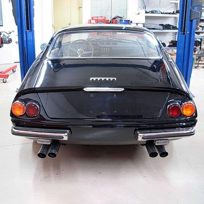 Sell your Ferrari Daytona Today