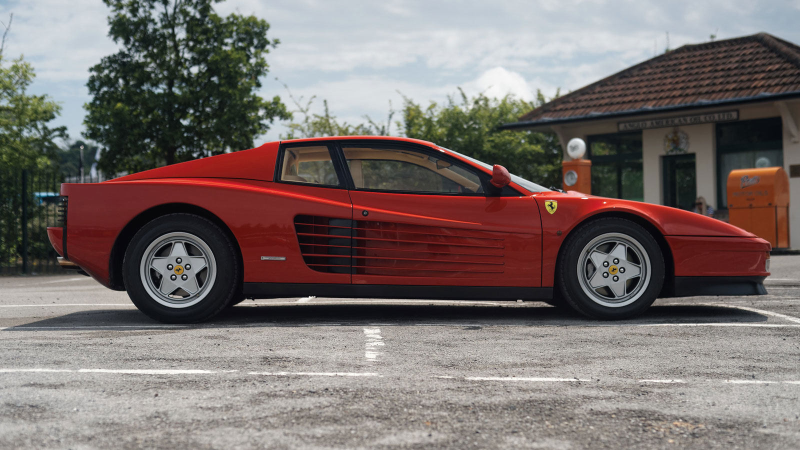 Sell your Ferrari Testarossa